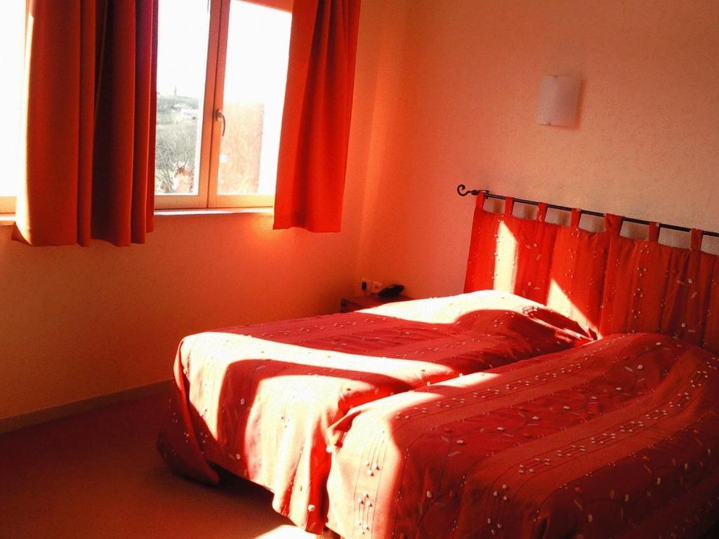Logis L'Auberge Du Quercy Blanc Molières Kültér fotó